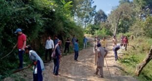 गणानाथ रेंज के कपड़खान में वनकर्मियों और ग्रामीणों ने चलाया सफाई अभियान, लोगों से की यह अपील