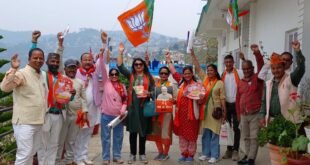 BJP का चुनाव प्रचार तेज, रैलापाली वार्ड में जनसंपर्क कर मांगें वोट