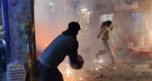 Uttarakhand:: पटाखे की दुकान में लगी आग, मची भगदड़, ऐसे पाया काबू