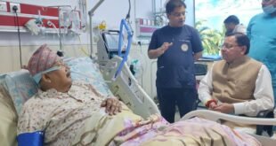 मंत्री सतपाल महाराज की तबीयत बिगड़ी, AIIMS में भर्ती, CM ने अस्पताल पहुंचकर जाना हाल चाल