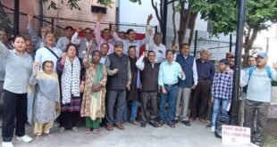 अंतरराष्ट्रीय श्रमिक दिवस पर गांधी पार्क में सामूहिक धरना, नए लेबर कोड समाप्त करने की उठाई मांग