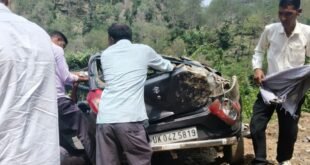 अल्मोड़ा ब्रेकिंग: भीषण सड़क हादसा, 4 लोगों की मौत, 2 की हालत गम्भीर