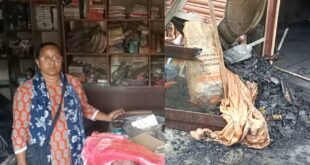 Almora: ब्यूटी पार्लर में आग लगने से लाखों का नुकसान, ऐन वक्त पर नहीं लगा 112 नंबर