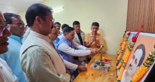 ​डॉ. श्यामा प्रसाद मुखर्जी के आदर्शों पर चलकर संगठन को मजबूत करें: बिष्ट