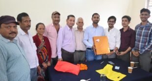 Almora: स्थानांतरण पर अतिरिक्त जिला सूचना अधिकारी सुंदर कुमार को दी भावभीनी विदाई, पढ़ें पूरी खबर