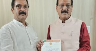 अल्मोड़ा जिला चिकित्सालय नहीं होगा शिफ्ट! स्वास्थ्य मंत्री ने पूर्व विधायक कैलाश शर्मा को दिया यह आश्वासन, पढ़ें पूरी खबर