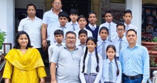 मुख्यमंत्री मेधावी छात्रवृत्ति परीक्षा में पीएम श्री अटल उत्कृष्ट विद्यालय अल्मोड़ा का शानदार प्रदर्शन, 13 विद्यार्थियों ने हासिल की सफलता